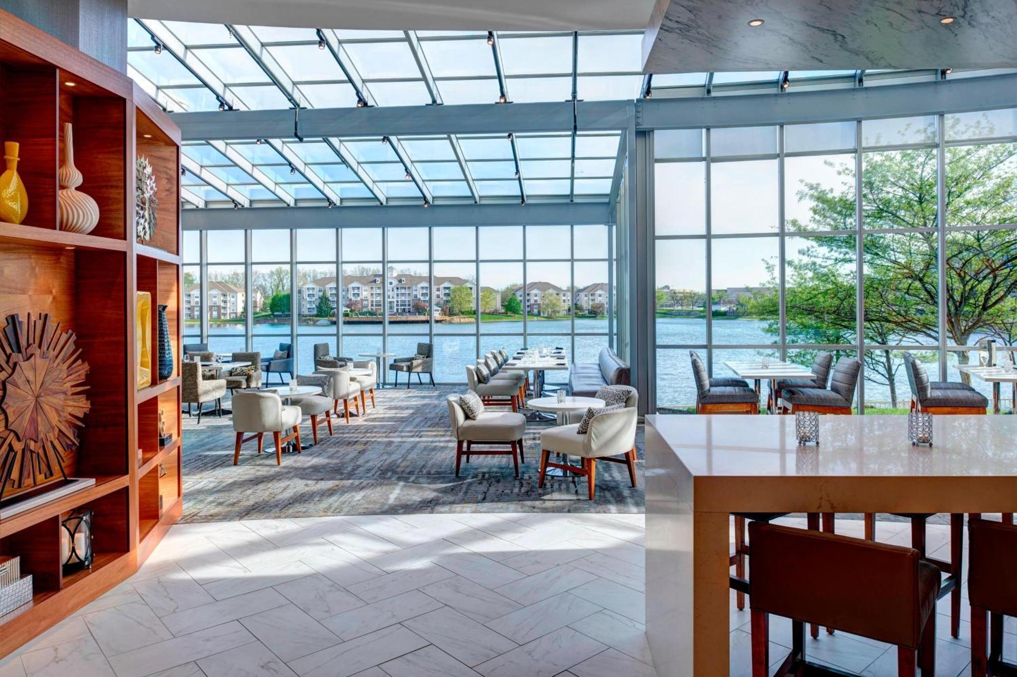 Marriott Indianapolis North Hotel Exterior photo